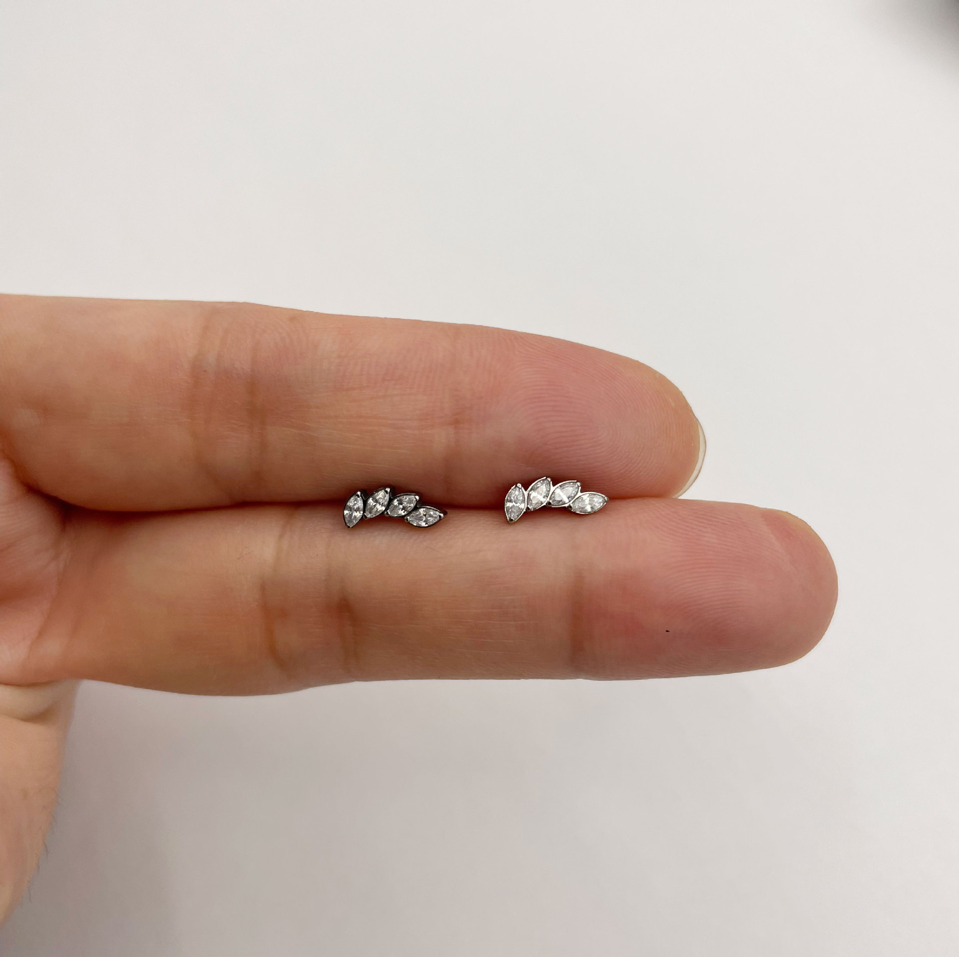 External Threaded CZ Top