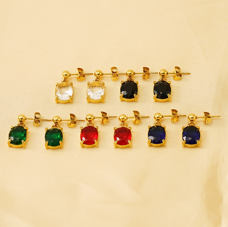 Ear Stud with Zircon