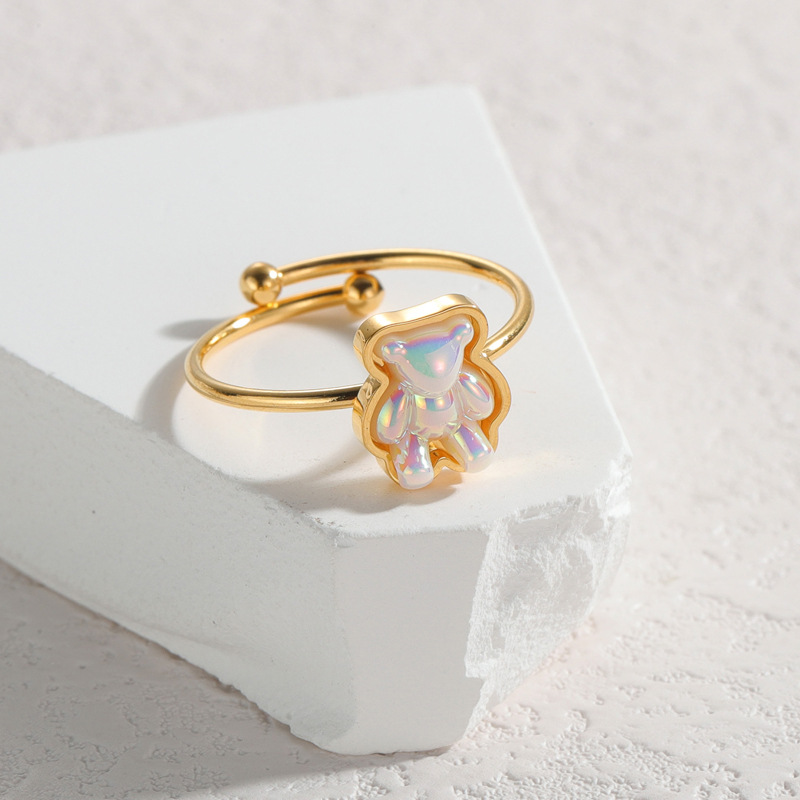 Ring with Bear