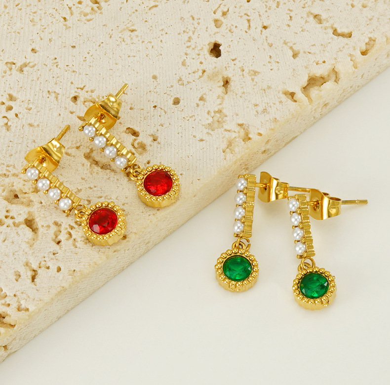 Ear Stud with Pearl and Zircon(图1)